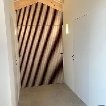 La Casa Dei Nonni - Mansarda Apartment *