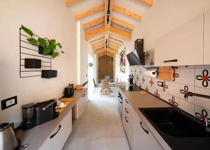 La Casa Dei Nonni - Mansarda 볼로냐